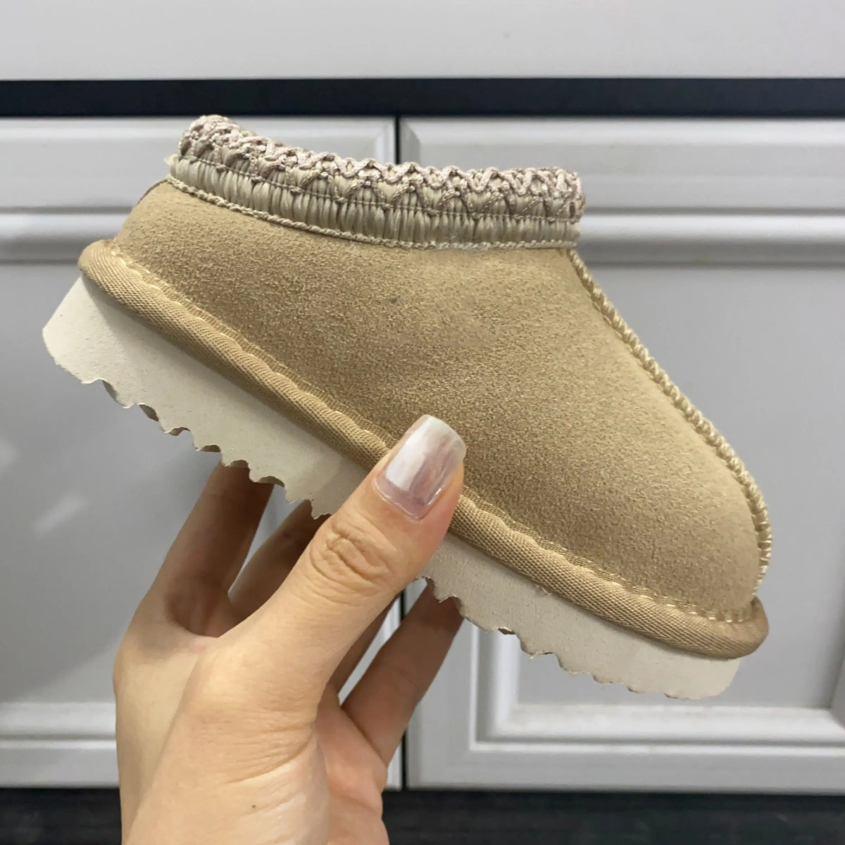 Children "Tasman" Genuine Leather Slipper